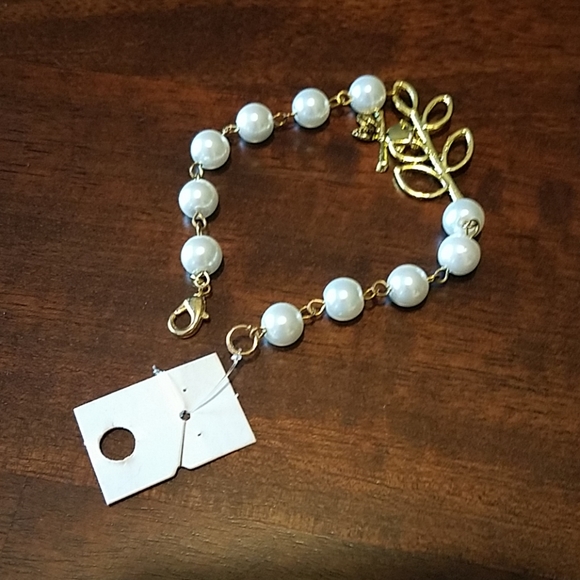 Bracelet - Picture 2 of 3